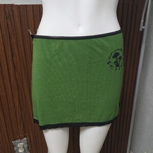 Chic Green Mini Skirt with Black Accents Xlarge [1999]